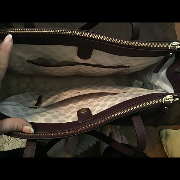 Kate Spade Large Satchel Bag - Picture 3 of 6